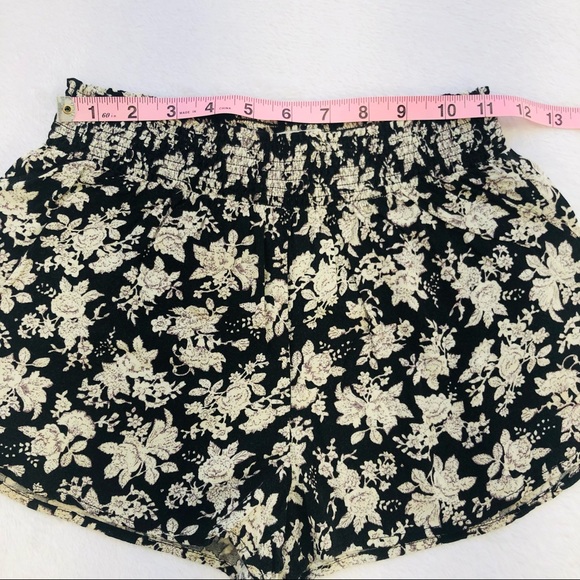 Forever 21, Shorts, Size S - Picture 13 of 14